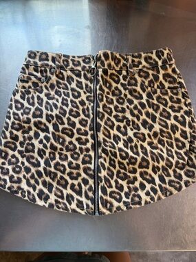Forever 21 Leopard Print Front-Zip Mini Skirt - Black & Tan